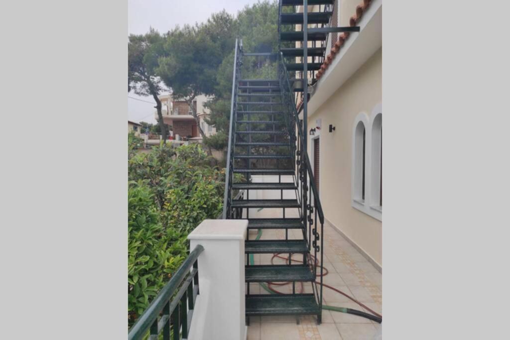Artemis Penthouse 10 Minute From National Airport Villa Buitenkant foto