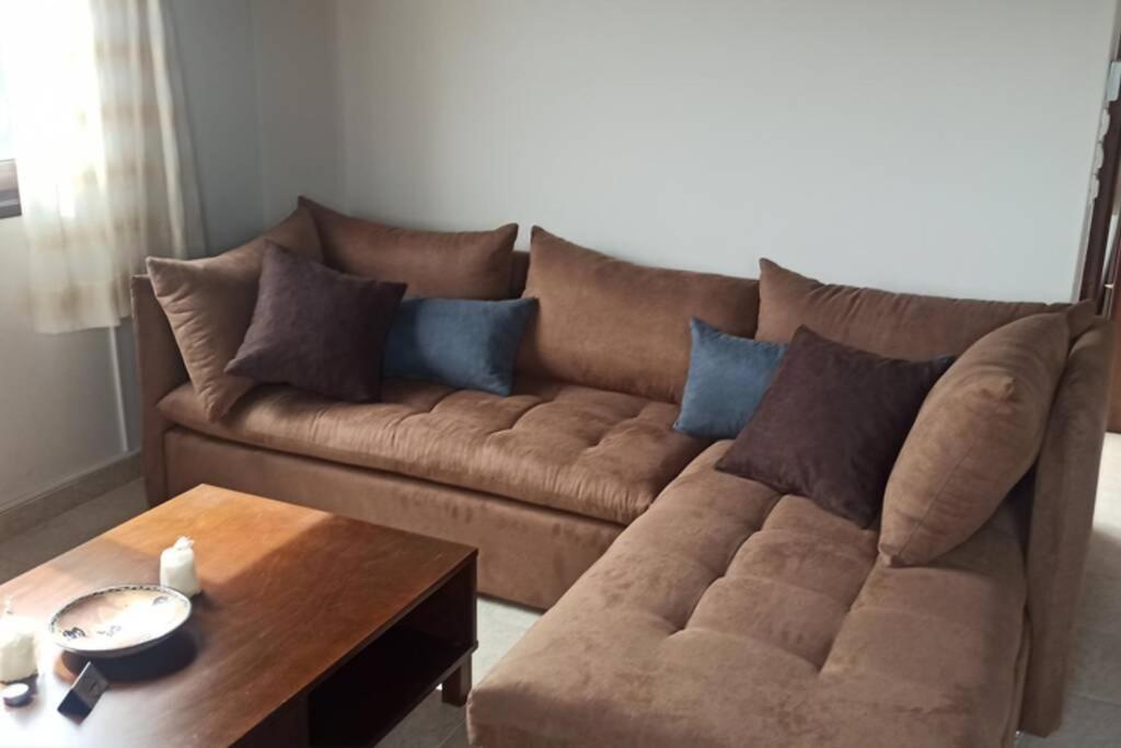 Artemis Penthouse 10 Minute From National Airport Villa Buitenkant foto